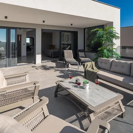 Amazing In With Wifi *