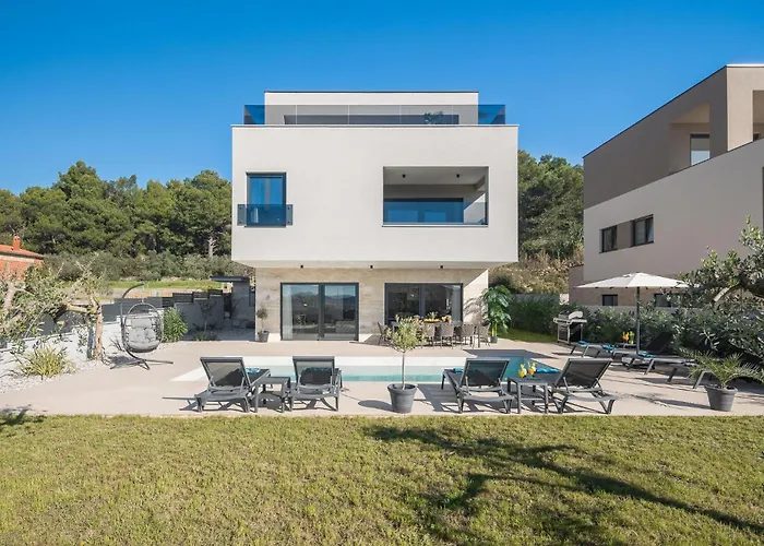 Amazing In With Wifi Pula