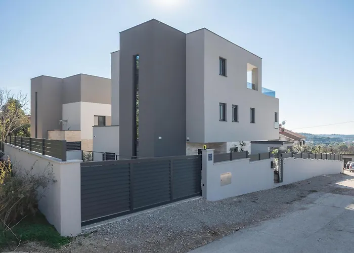 Holiday home Amazing In With Wifi